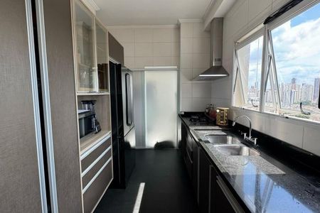 Apartamento à venda com 192m², 3 quartos e 4 vagas