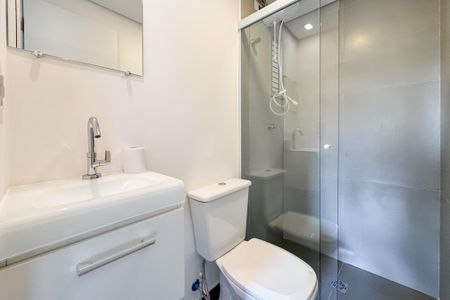 Apartamento à venda com 65m², 2 quartos e 1 vaga Apartamento à venda com 65m², 2 quartos e 1 vagaBanheiro Corredor