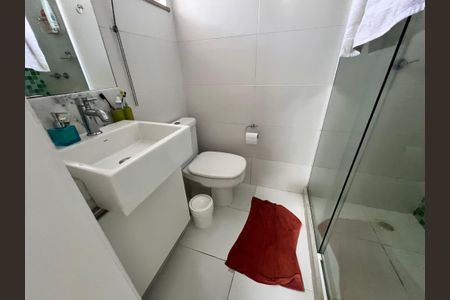 Casa de condomínio à venda com 173m², 7 quartos e 1 vaga Casa de condomínio à venda com 173m², 7 quartos e 1 vagaBanheiro Suíte 5