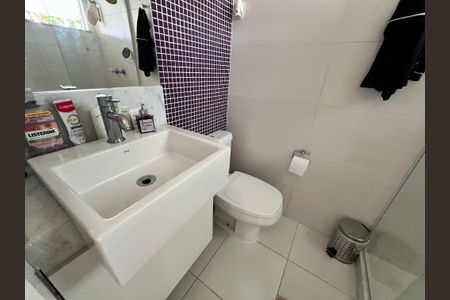 Casa de condomínio à venda com 173m², 7 quartos e 1 vaga Casa de condomínio à venda com 173m², 7 quartos e 1 vagaBanheiro Suíte 3