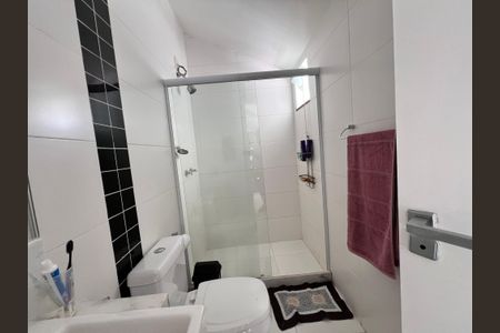 Casa de condomínio à venda com 173m², 7 quartos e 1 vaga Casa de condomínio à venda com 173m², 7 quartos e 1 vagaBanheiro Suíte 01