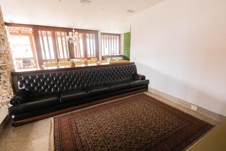 Casa à venda com 563m², 4 quartos e 5 vagasSala 3