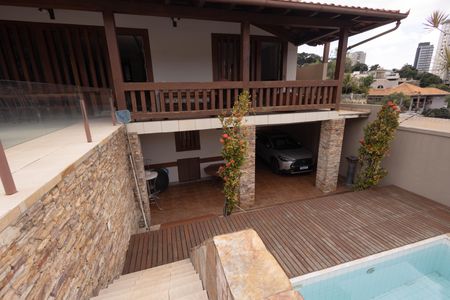 Casa à venda com 563m², 4 quartos e 5 vagasGaragem