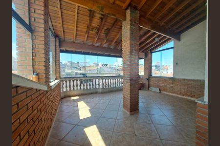 Casa à venda com 163m², 3 quartos e 4 vagas