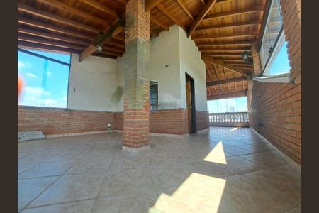Casa à venda com 163m², 3 quartos e 4 vagas