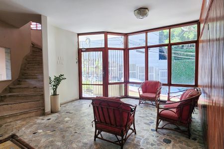 Apartamento à venda com 70m², 2 quartos e sem vaga Apartamento à venda com 70m², 2 quartos e sem vagaRecepção