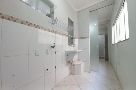 Apartamento à venda com 94m², 3 quartos e 2 vagas Apartamento à venda com 94m², 3 quartos e 2 vagasÁrea de Serviço