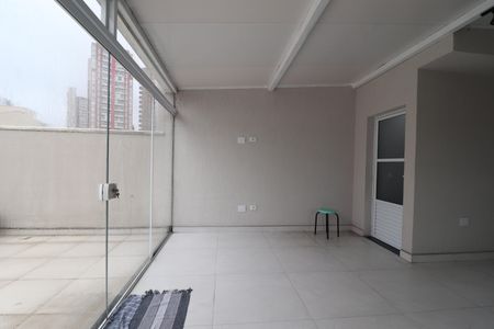 Apartamento à venda com 105m², 2 quartos e 2 vagasCobertura