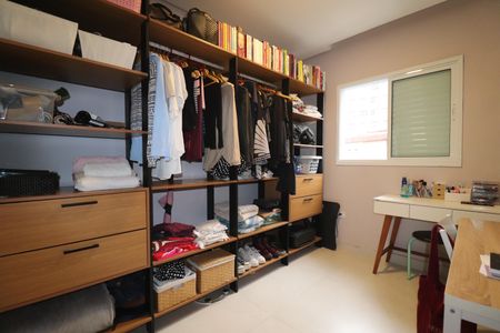 Apartamento à venda com 105m², 2 quartos e 2 vagasQuarto 1