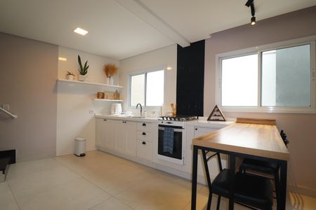 Apartamento à venda com 105m², 2 quartos e 2 vagasCozinha
