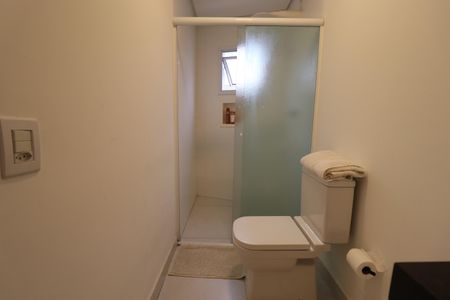 Apartamento à venda com 105m², 2 quartos e 2 vagasBanheiro da Suíte