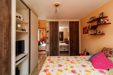 Casa à venda com 185m², 4 quartos e 1 vaga Casa à venda com 185m², 4 quartos e 1 vagaSuíte