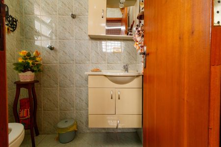 Casa à venda com 185m², 4 quartos e 1 vaga Casa à venda com 185m², 4 quartos e 1 vagaLavabo