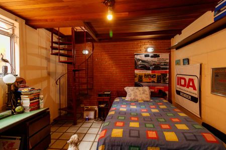 Casa à venda com 185m², 4 quartos e 1 vaga Casa à venda com 185m², 4 quartos e 1 vagaQuarto