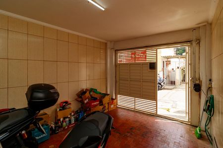 Casa à venda com 185m², 4 quartos e 1 vaga Casa à venda com 185m², 4 quartos e 1 vagaGaragem