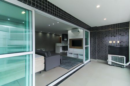 Apartamento à venda com 55m², 1 quarto e 2 vagasVaranda