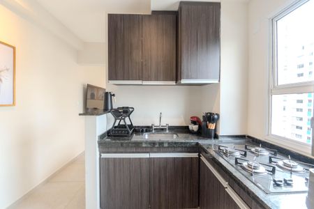 Apartamento à venda com 45m², 1 quarto e 1 vaga Apartamento à venda com 45m², 1 quarto e 1 vagaCozinha e Área de Serviço