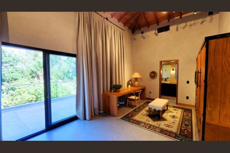 Casa de condomínio à venda com 500m², 4 quartos e 6 vagasSuíte master