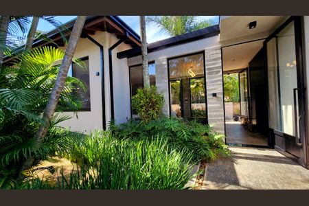 Casa de condomínio à venda com 500m², 4 quartos e 6 vagasQuintal da Sala