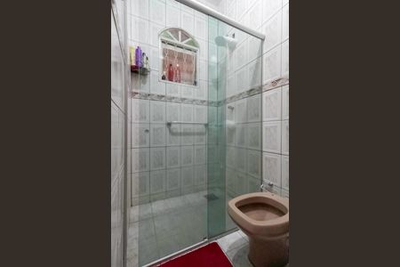 Casa à venda com 846m², 4 quartos e 3 vagas Casa à venda com 846m², 4 quartos e 3 vagasBanheiro da suíte