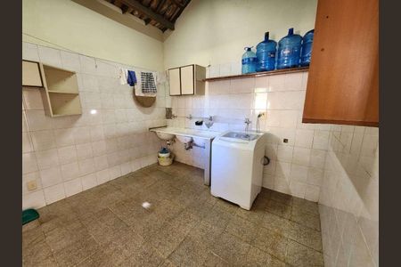 Casa à venda com 360m², 5 quartos e 5 vagas