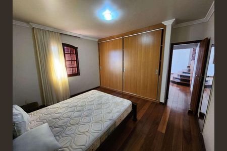 Casa à venda com 360m², 5 quartos e 5 vagas