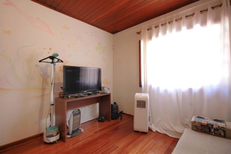 Casa de condomínio à venda com 300m², 3 quartos e 2 vagasQuarto 1