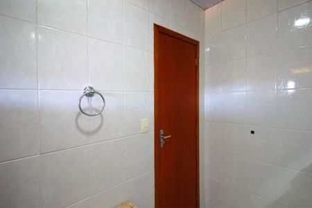 Casa de condomínio à venda com 300m², 3 quartos e 2 vagasBanheiro da Suíte