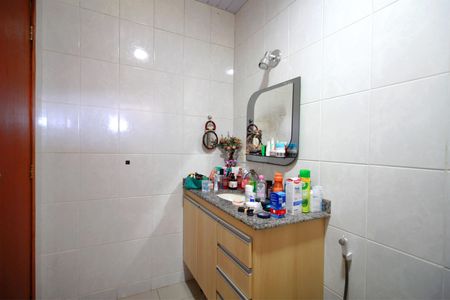 Casa de condomínio à venda com 300m², 3 quartos e 2 vagasBanheiro da Suíte