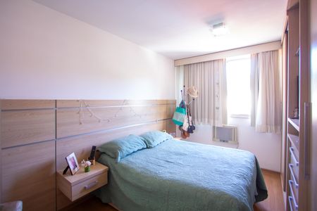 Apartamento à venda com 90m², 3 quartos e 1 vagaSuíte