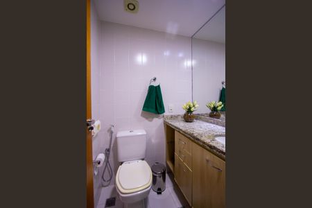 Apartamento à venda com 90m², 3 quartos e 1 vagaBanheiro da Suíte