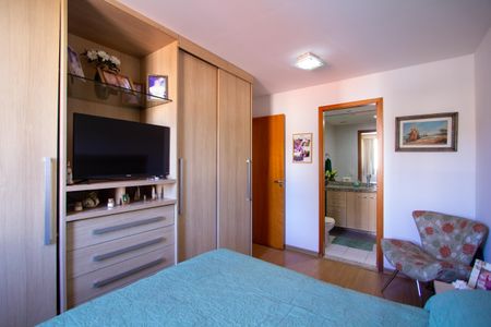 Apartamento à venda com 90m², 3 quartos e 1 vagaSuíte