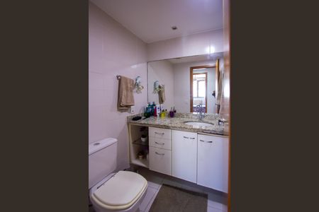 Apartamento à venda com 90m², 3 quartos e 1 vagaBanheiro Social