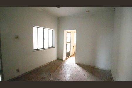 Casa à venda com 180m², 4 quartos e 1 vaga Casa à venda com 180m², 4 quartos e 1 vagaSala 2