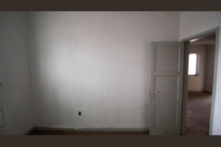 Casa à venda com 180m², 4 quartos e 1 vaga Casa à venda com 180m², 4 quartos e 1 vagaQuarto 4