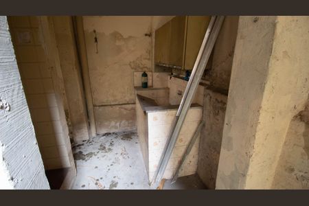 Casa à venda com 180m², 4 quartos e 1 vaga Casa à venda com 180m², 4 quartos e 1 vagaÁrea de Serviço