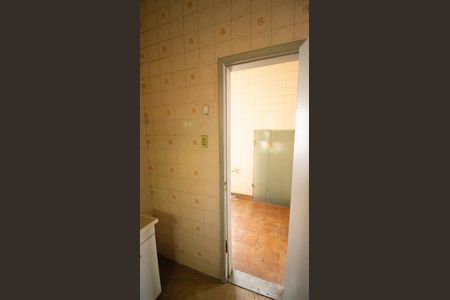 Casa à venda com 180m², 4 quartos e 1 vaga Casa à venda com 180m², 4 quartos e 1 vagaBanheiro