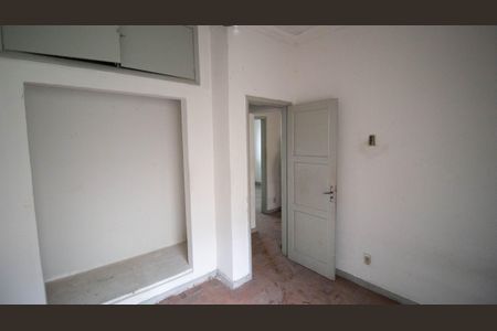 Casa à venda com 180m², 4 quartos e 1 vaga Casa à venda com 180m², 4 quartos e 1 vagaQuarto 3