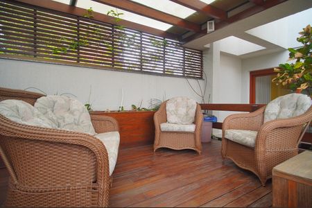 Apartamento à venda com 215m², 2 quartos e 2 vagasÁrea externa