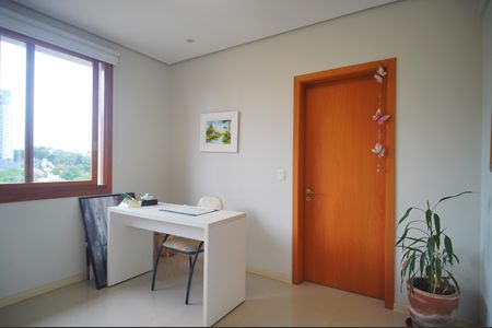 Apartamento à venda com 215m², 2 quartos e 2 vagasEscritório