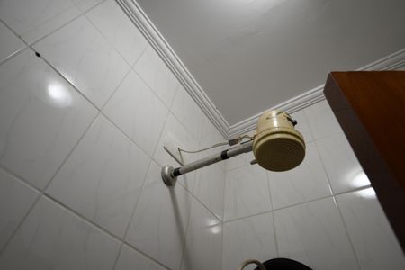 Casa de condomínio à venda com 300m², 3 quartos e 3 vagasBanheiro de serviço