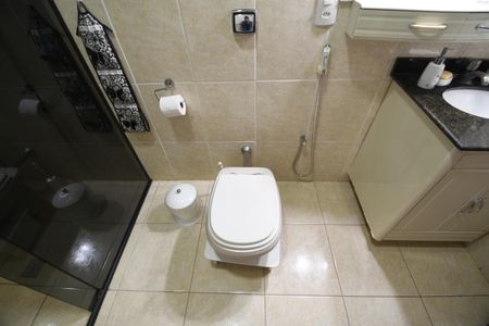 Casa de condomínio à venda com 300m², 3 quartos e 3 vagasBanheiro 1