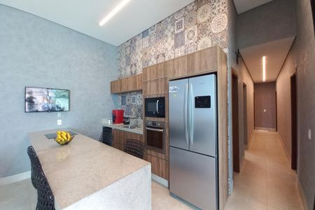 Casa à venda com 225m², 3 quartos e 2 vagas Casa à venda com 225m², 3 quartos e 2 vagasCozinha