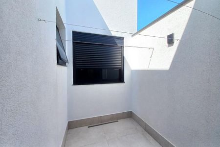 Casa à venda com 225m², 3 quartos e 2 vagas Casa à venda com 225m², 3 quartos e 2 vagasVista da Suíte