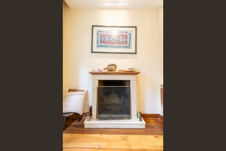 Casa à venda com 150m², 3 quartos e 2 vagas Casa à venda com 150m², 3 quartos e 2 vagasSala