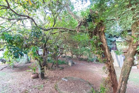 Casa à venda com 200m², 2 quartos e 2 vagas Casa à venda com 200m², 2 quartos e 2 vagasÁrea Externa