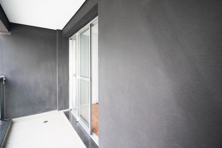 Apartamento para alugar com 65m², 1 quarto e sem vagaVaranda da Suíte