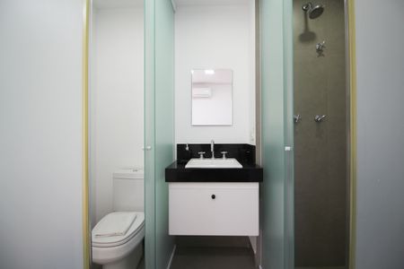 Apartamento para alugar com 65m², 1 quarto e sem vagaBanheiro da Suíte