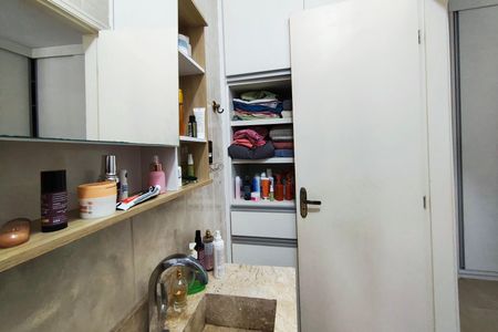 Casa à venda com 113m², 2 quartos e 5 vagasBanheiro Suíte