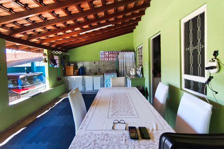 Casa à venda com 113m², 2 quartos e 5 vagasÁrea de Serviço